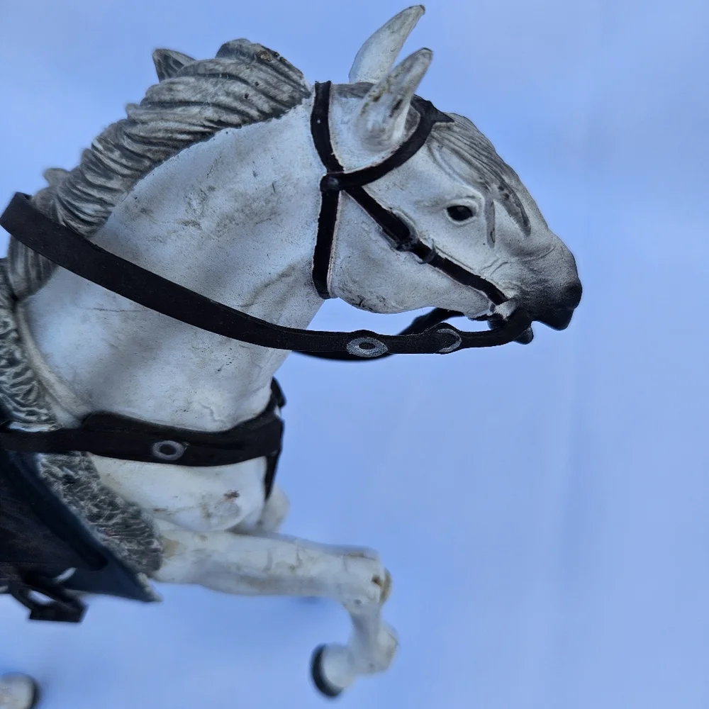 2001 Toybiz Lord Of The Rings Arwen Asfaloth Deluxe Horse Action Figure